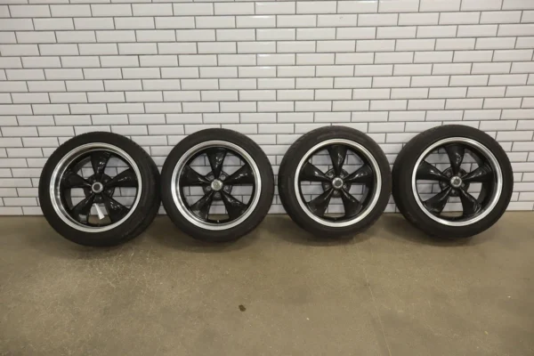 10-15-chevy-camaro-ss-american-racing-ar105-20x85-20x10-wheeltire-set-4-7517516 10-15 Chevy Camaro SS American Racing AR105 20x8.5 20x10 Wheel/Tire Set (4)