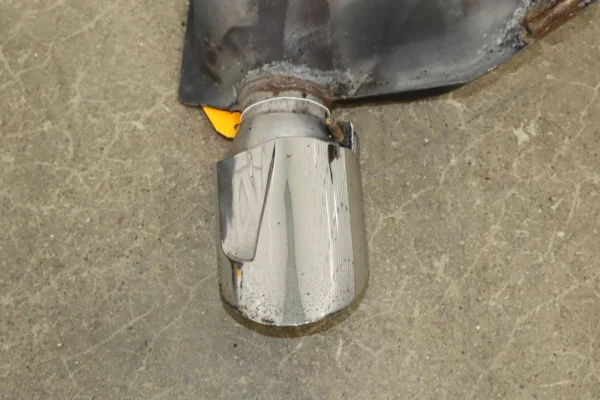 18-23-dodge-durango-srt-8-64l-oem-exhaust-mufflers-2-left-right-6526433 18-23 Dodge Durango SRT-8 6.4L OEM Exhaust Mufflers (2) Left / Right