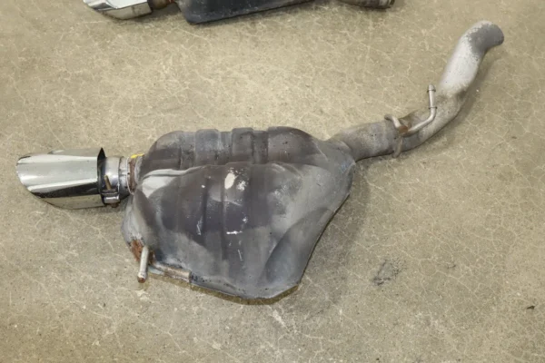 18-23-dodge-durango-srt-8-64l-oem-exhaust-mufflers-2-left-right-9490881 18-23 Dodge Durango SRT-8 6.4L OEM Exhaust Mufflers (2) Left / Right