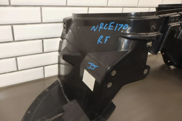 1990-1995-chevrolet-corvette-zr-1-right-front-inner-fender-liner-3031194 1990 - 1995 Chevrolet Corvette ZR-1 Right Front Inner Fender Liner
