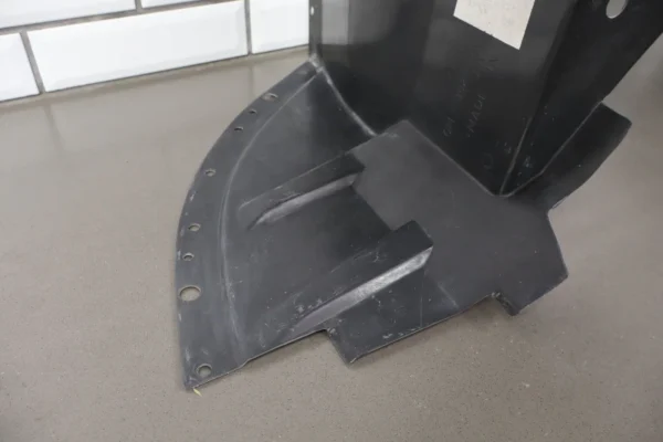 1990-1995-chevrolet-corvette-zr-1-right-front-inner-fender-liner-8908443 1990 - 1995 Chevrolet Corvette ZR-1 Right Front Inner Fender Liner