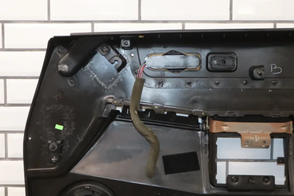 2003-2007-hummer-h2-right-front-door-trim-panel-black-482-15846876-7248451 2003-2007 Hummer H2 - Right Front Door Trim Panel Black 482 15846876