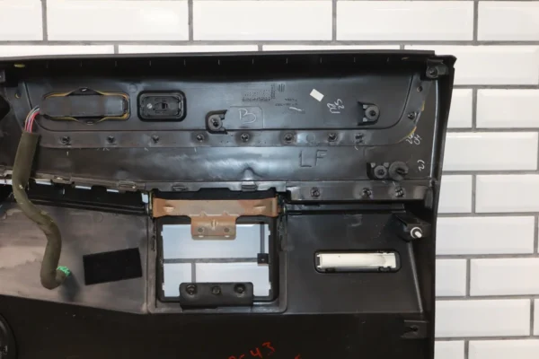 2003-2007-hummer-h2-right-front-door-trim-panel-black-482-15846876-7648070 2003-2007 Hummer H2 - Right Front Door Trim Panel Black 482 15846876