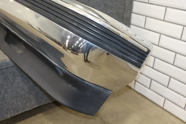 57_094734ca-1c63-4438-af77-fdb09d52d03b 1996 Chevrolet Tahoe Front Bumper WA229A
