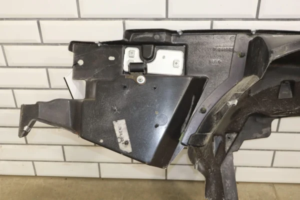 57_1188d6b0-e08a-471c-a02e-0a3dbf8649b3 97-04 C5 Corvette Right Passenger Front Inner Fender Structure *Damaged*