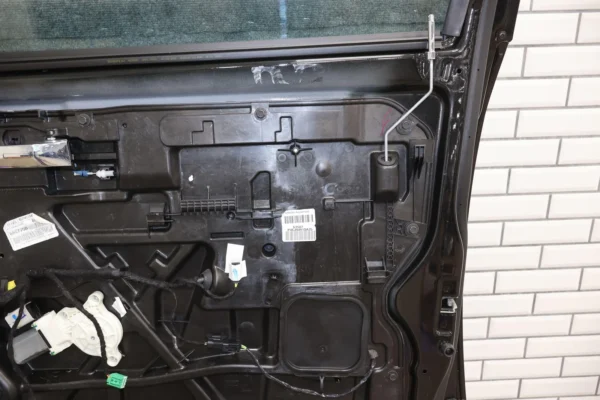 57_1355fa91-96bd-44c6-9c4a-4ce327621757 10-18 Ram 2500 4th Gen Mega Cab Front Right RH Door (Brilliant Black PXR)