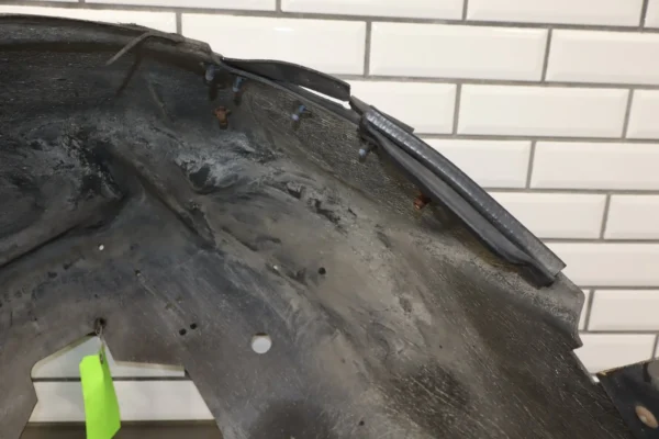 57_14fac387-85d7-4985-8cdb-ae1aa9391502 2001 Dodge Viper Left Front Inner Fender Liner OEM *Damaged*