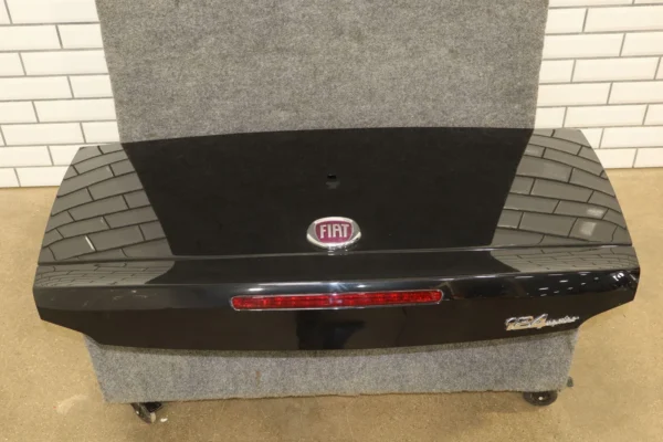 57_159115f4-1650-4f3e-9644-07c4121bc707 2018 Fiat 124 Spider OEM Trunk / Decklid (Forte Black Metallic PXC)