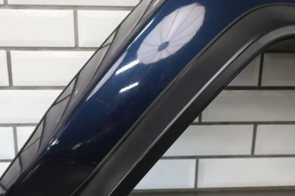 57_1baa630e-c4e2-4163-8c77-3f702a613c49 06-10 Hummer H3 Right RH Front Fender Flare Molding Trim Midnight Blue 37U