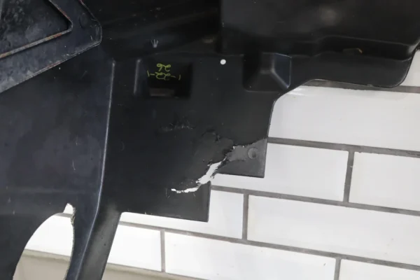 57_20399eb8-54fd-47cb-b03f-bcb8a6614cc9 97-04 C5 Corvette Left Driver Front Inner Fender Structure *Damaged*