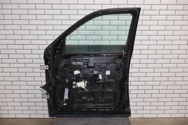 57_250d501b-cca6-4307-accc-0e1179f10c7b 10-18 Ram 2500 4th Gen Mega Cab Front Right RH Door (Brilliant Black PXR)