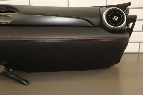2017 Fiat 124 Spider OEM Dashboard Dash Panel Assembly Nero Black (X9)