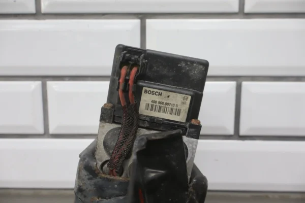 57_295d9c33-30ed-4371-972a-56239447e62a 2000 Pontiac Firebird ABS Brake Unit OEM