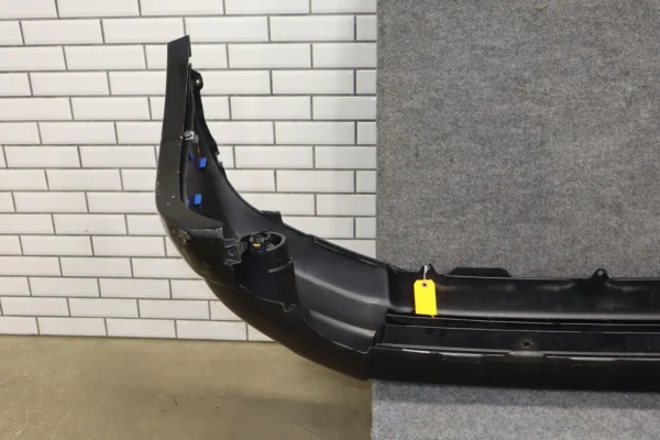 57_2e1d553e-2ab9-4a45-aac4-60ed0d6e6fde 05-11 Toyota Tacoma Base Model Front Bumper Cover W/Fog Lights & Rebar *Damage*