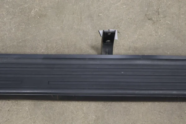1997 Lexus LX450 Pair - Running Boards *RH Rear Trim Missing*