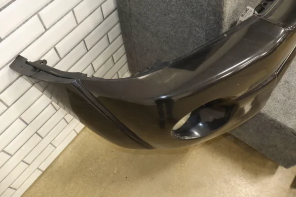 57_38e02b1d-796a-434a-8512-4a06ad1e09b3 05-11 Toyota Tacoma Base Model Front Bumper Cover W/Fog Lights & Rebar *Damage*