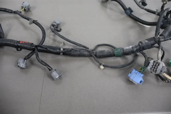 57_399cb3d5-3b21-49a0-8934-15562f342703 1999 Honda CR-V Engine Wiring Harness 2.0L OEM B20Z2