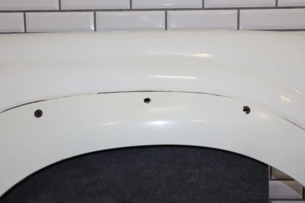 1997 Lexus LX450 Right Fender Champagne Pearl 1B1
