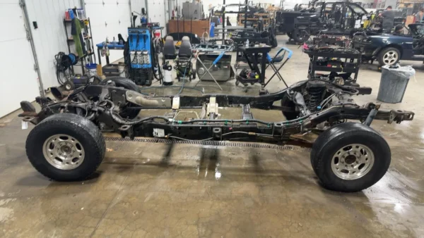 2003-2007 Hummer H2 Full Rolling Frame *No Title*
