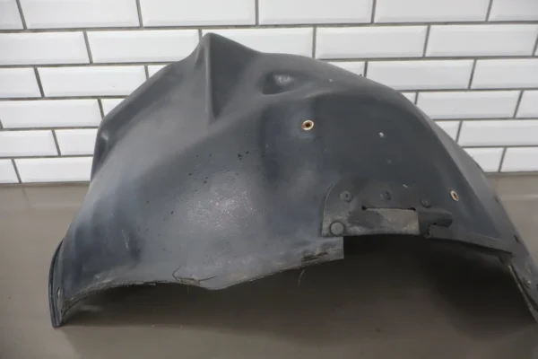 57_418d87a6-0b7e-44ba-8903-b340c2d03650 2001 Dodge Viper Left Front Inner Fender Liner OEM *Damaged*