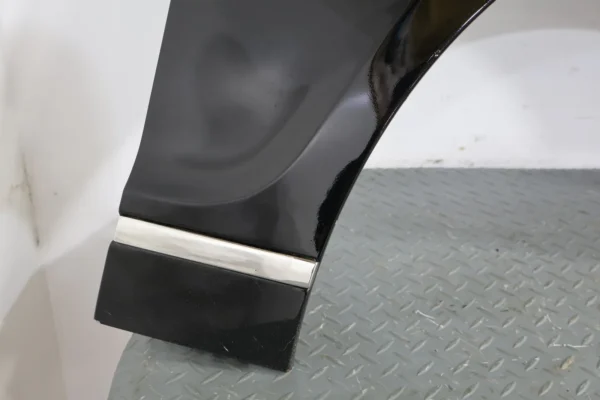 06-12 Bentley Flying Spur Right RH Front Fender Bare (Black Respray) Stone Chips