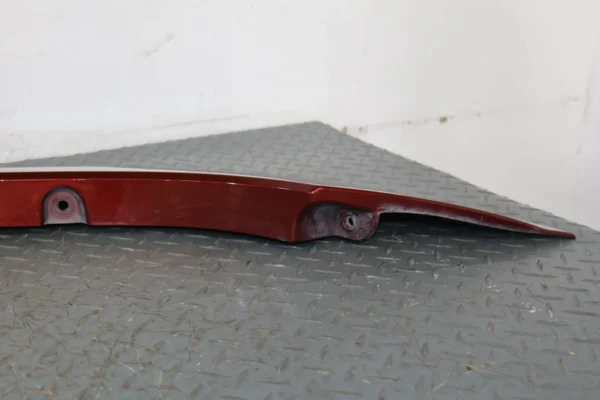57_43994ff0-2ae6-410b-9ce3-e0fac63db741 02-06 Cadillac Escalade Front Right RH OEM Fender Flare Moulding (Redfire 72U)