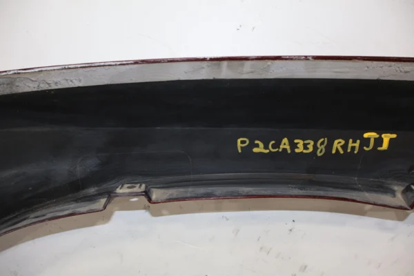 57_464857da-0b56-436f-8891-6a256627c893 02-06 Cadillac Escalade Front Right RH OEM Fender Flare Moulding (Redfire 72U)