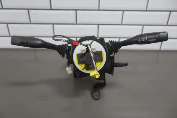 57_487a6765-5f1d-4332-a840-e3e9a54c0669 2004-2006 Pontiac GTO- Steering Column