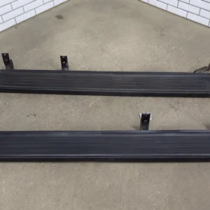 57_59068ff0-875e-4c8a-92a4-cfaaad7f131f 1997 Lexus LX450 Pair - Running Boards *RH Rear Trim Missing*