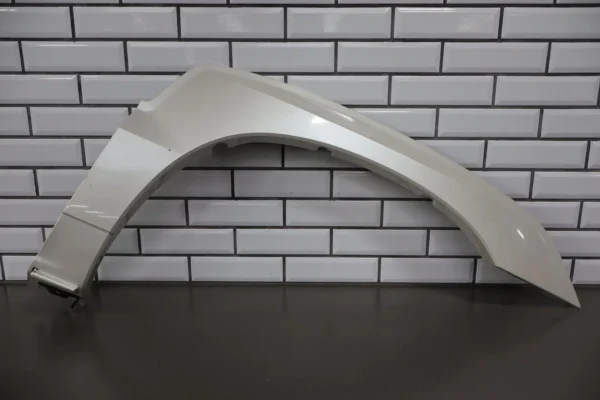 57_5f38db3b-c9f0-4f11-ad2b-3b55ac546ff2 2006 Cadillac Escalade Right Front Fender Flare