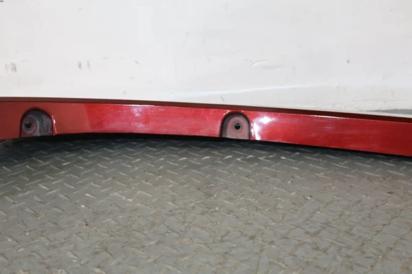 57_62db5661-ae29-4c39-b4cf-1c81dbadab2f 02-06 Cadillac Escalade Front Right RH OEM Fender Flare Moulding (Redfire 72U)