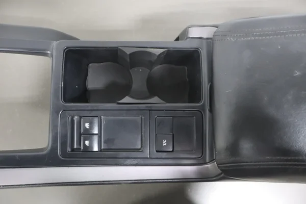 57_6b03fb77-fa3b-4f51-9828-72e2ca53d71a 2004-2006 Pontiac GTO - Centre Console Shifter Bezel W/ Window Switch