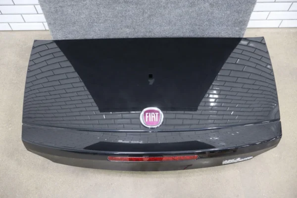 57_731339ae-ae6a-48e6-afb7-e6639c132f5d 2018 Fiat 124 Spider OEM Trunk / Decklid (Forte Black Metallic PXC)