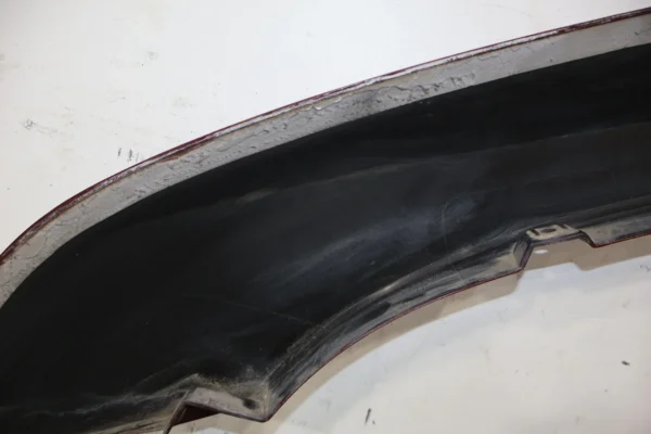 57_74d60d84-37ca-4abe-9be3-0bfa3fb23325 02-06 Cadillac Escalade Front Right RH OEM Fender Flare Moulding (Redfire 72U)