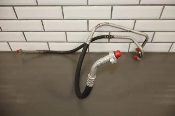 57_794da2ff-19b3-4d65-949b-7d8f1cf3d7e4 2001 Pontiac Firebird 3.8L 3800 A/C Hoses OEM