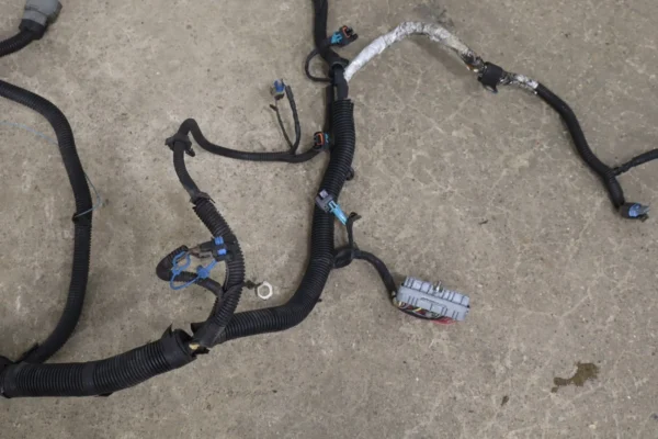 57_7a605dbb-3d8d-459d-8bec-c184c9601647 2001 Pontiac Firebird 3.8L 3800 Engine Wiring Harness OEM