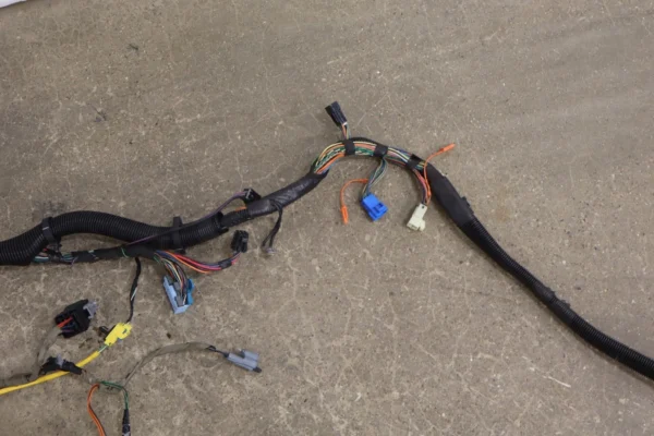 57_7ccda578-a17e-48c5-b413-f4044573c988 2001 Chevrolet Camaro SS Convertible - Body Wiring Harness OEM