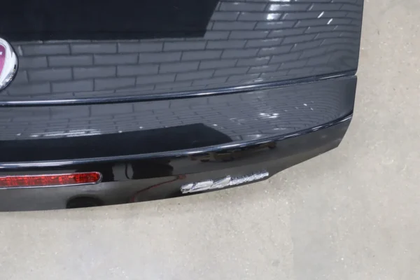 57_81eafe99-994d-4095-a6a1-1ad11c545b64 2018 Fiat 124 Spider OEM Trunk / Decklid (Forte Black Metallic PXC)