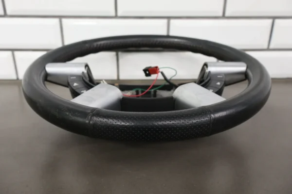 57_86353d79-9384-486a-90a5-86b3bd9f9a38 2004-2006 Pontiac GTO- Steering Wheel Black Leather