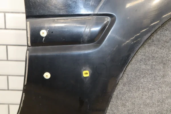 57_89b5ae9f-3a0f-4d35-936c-e0b4fd273fdb 1997 Lexus LX450 Right Fender