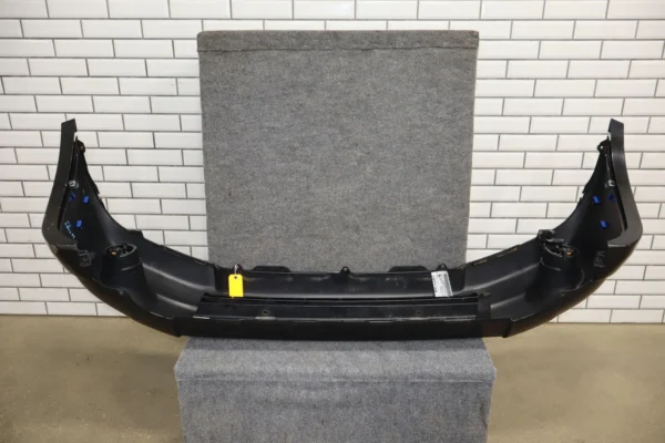 57_8cc7d66a-2e2e-4dff-ad1d-ef2edec80a13 05-11 Toyota Tacoma Base Model Front Bumper Cover W/Fog Lights & Rebar *Damage*