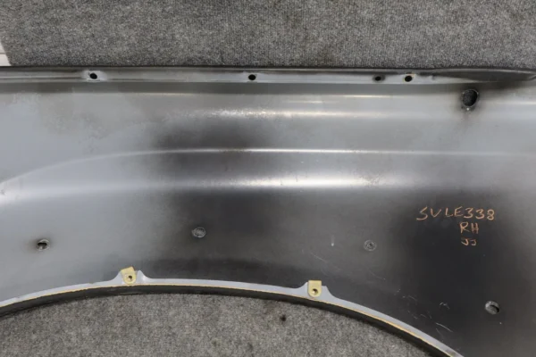 57_91abcccb-7584-4309-bb89-2c586bed9954 1997 Lexus LX450 Right Fender