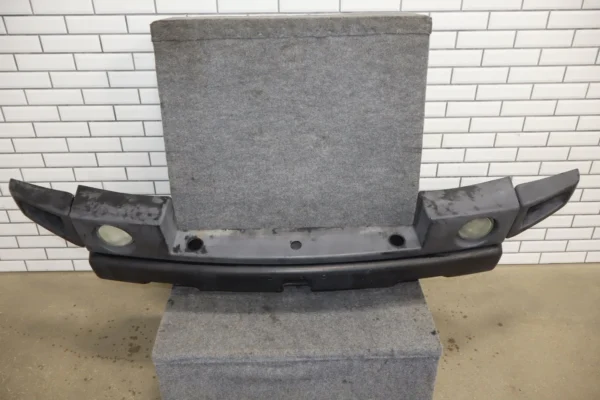 57_9390ba2b-4e12-4811-b83e-c8782838c878 2003-2009 Hummer H2 Front Bumper Assembly W/ Fog Lamps & End Caps