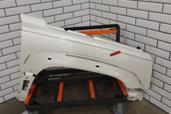 02-06 Cadillac Escalad Front Right RH OEM Bare Fender (White Diamond 98U) Notes