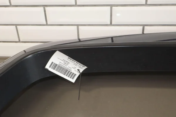 57_a099c50a-191f-4d61-8445-11a2e450b17d 06-10 Hummer H3 Right RH Front Fender Flare Molding Trim Midnight Blue 37U