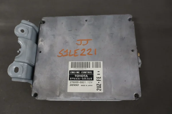 57_a2f64def-27ef-4a18-ba1a-ff93fed7a825 2001 Lexus LX470 L Engine Computer/ ECU