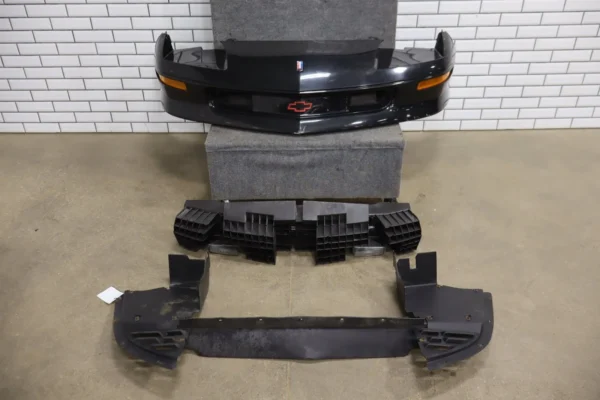 57_a3ca65ab-b691-4d37-852e-1c2242290c82 1993-1997 Chevrolet Camaro Z28 Front Bumper Black 41