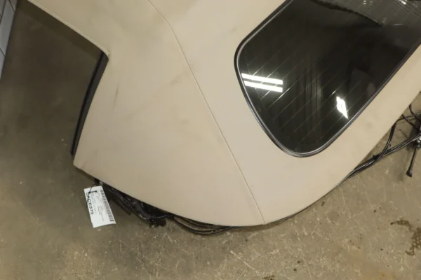 57_a3cc8d12-5771-4ef9-9a93-0acea1bb6166 2005-2013 Chevrolet Corvette C6 Convertible Roof 89023769