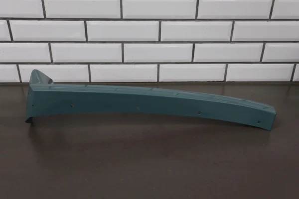 57_a442cc69-14be-4358-acf6-be171f09b827 2003-2009 Hummer H2 Right RH Front Fender Flare Moulding OEM