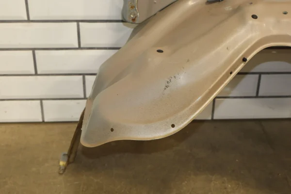 57_b21dfa85-e9ae-4d0b-a5d7-5062e2d21ca2 1995 Buick Roadmaster Left Front Inner Fender Liner OEM